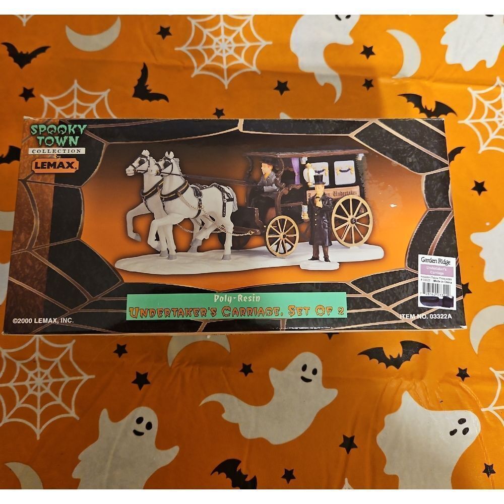 Lemax Spooky Town Horse-Drawn Carriage Set
